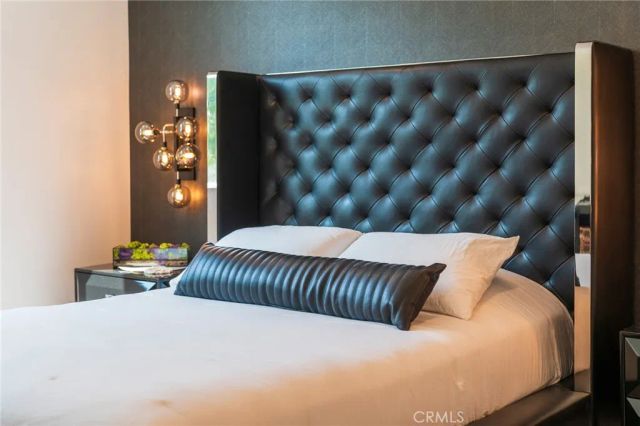 1867 S Union 64, Anaheim, CA 92805