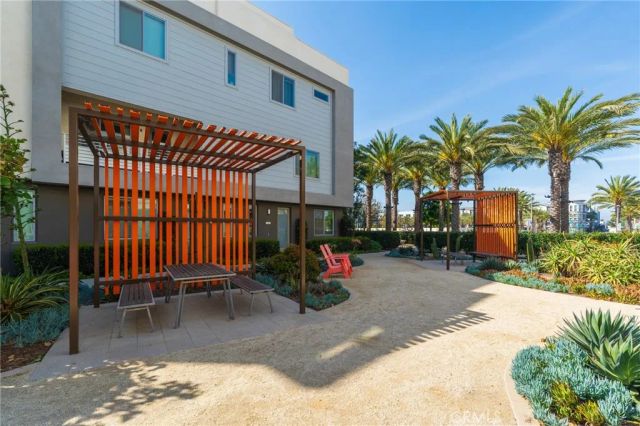 1867 S Union 64, Anaheim, CA 92805