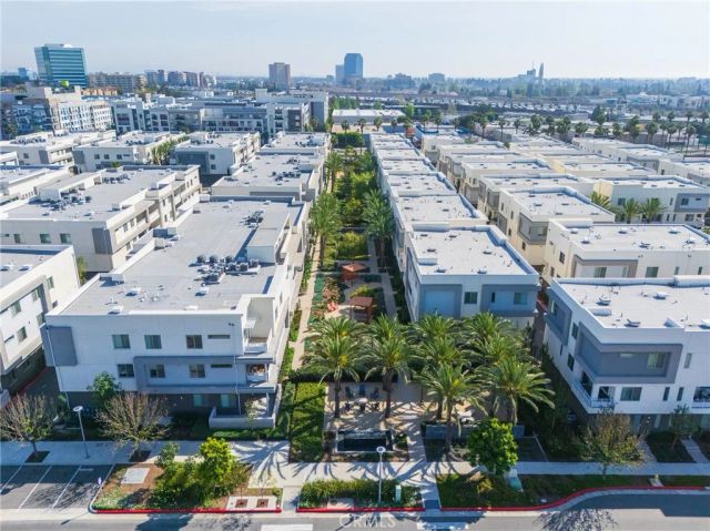 1867 S Union 64, Anaheim, CA 92805