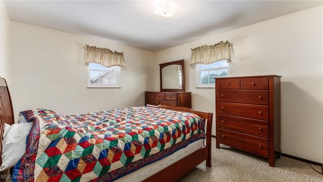 1078 Pfeifer Drive, Zanesville, OH 43701