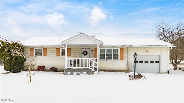 1078 Pfeifer Drive, Zanesville, OH 43701