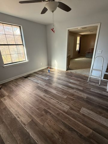 129 Oak St, Ashland City, TN 37015