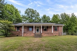 129 Oak St, Ashland City, TN 37015
