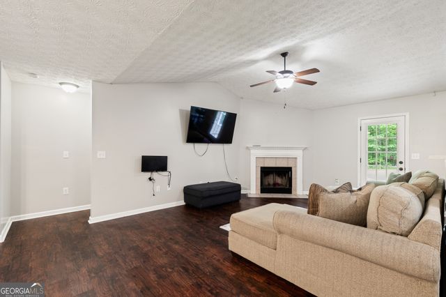 3775 Highway 16 E, Sharpsburg, GA 30277