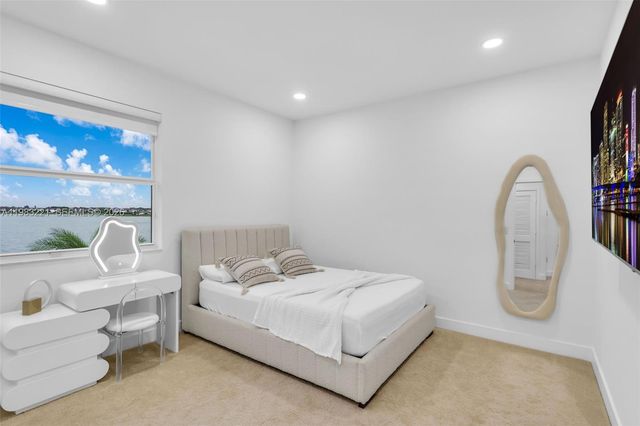 15540 NW 88th Ave 15540, Miami Lakes, FL 33018