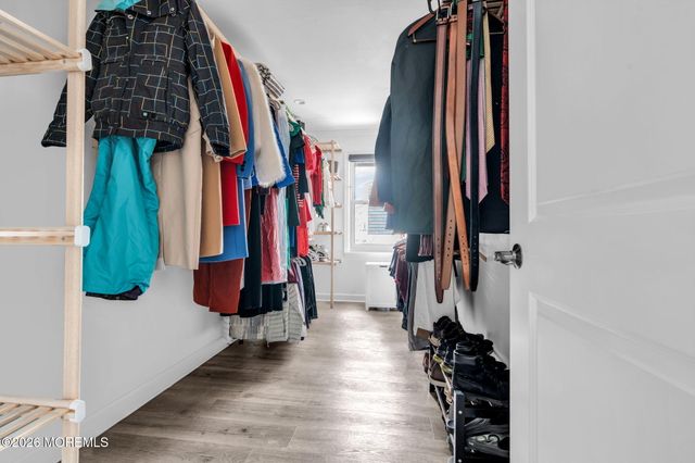 218 Beach Avenue, Leonardo, NJ 07737