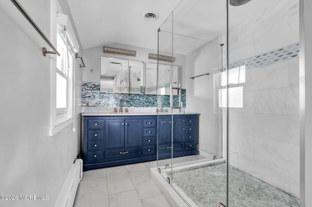 218 Beach Avenue, Leonardo, NJ 07737