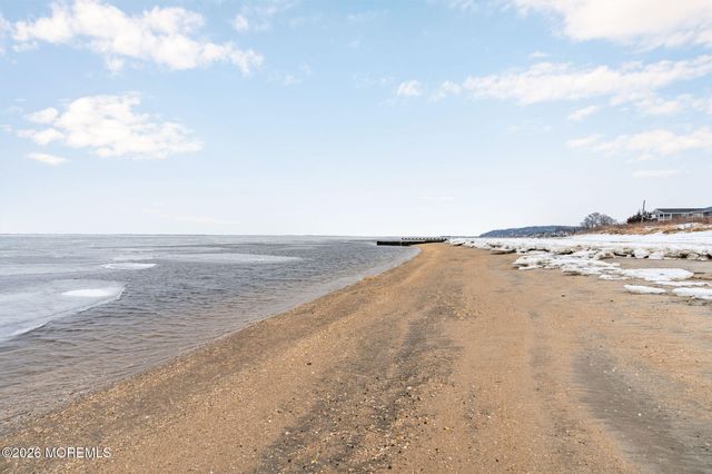 218 Beach Avenue, Leonardo, NJ 07737