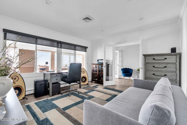 218 Beach Avenue, Leonardo, NJ 07737