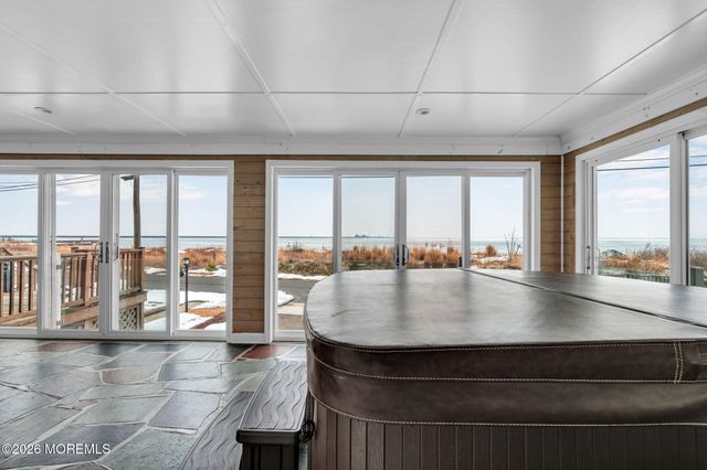 218 Beach Avenue, Leonardo, NJ 07737