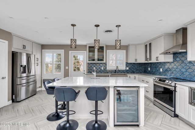 218 Beach Avenue, Leonardo, NJ 07737