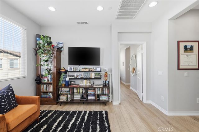 22764 Meyler, Torrance, CA 90502