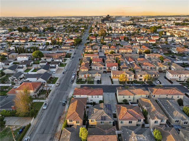 22764 Meyler, Torrance, CA 90502