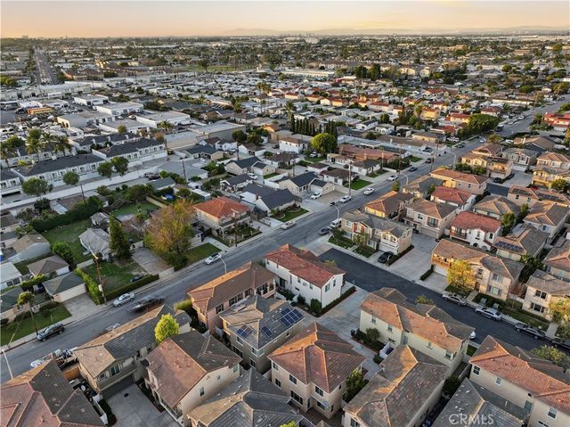 22764 Meyler, Torrance, CA 90502