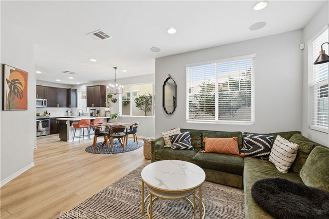 22764 Meyler, Torrance, CA 90502