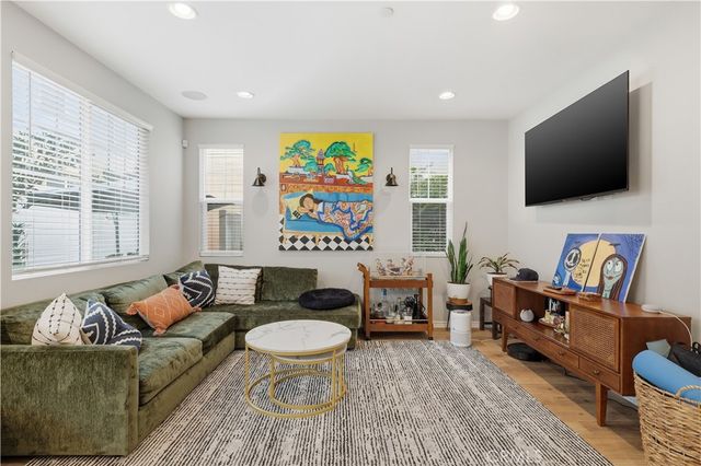 22764 Meyler, Torrance, CA 90502