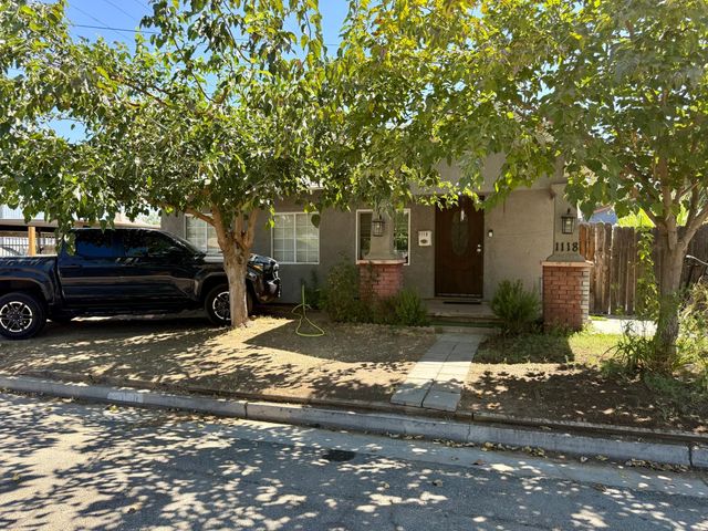 1118 N Augusta Street, Fresno, CA 93701