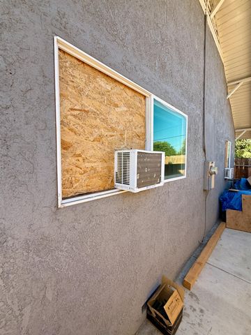 1118 N Augusta Street, Fresno, CA 93701