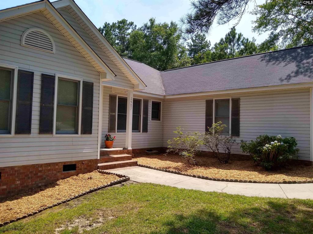 2507 OLD BARNWELL Road, Lexington, SC 29073