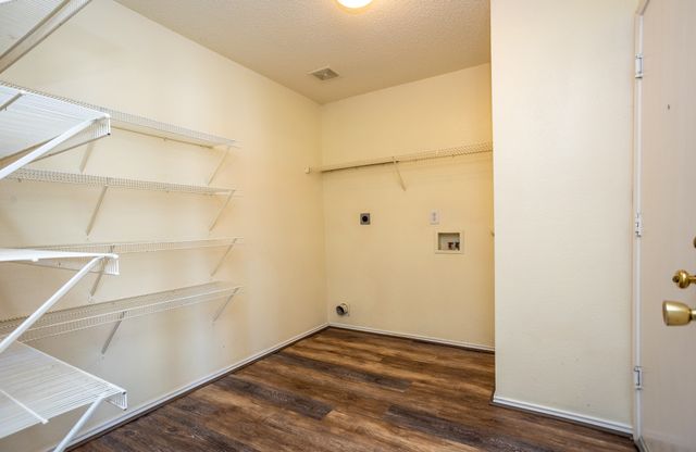 2415 Mallory Lane, Lancaster, TX 75134