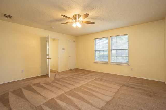 2415 Mallory Lane, Lancaster, TX 75134