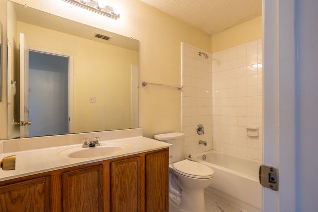 2415 Mallory Lane, Lancaster, TX 75134