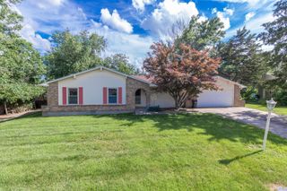 2212 COUNTRY LN, Columbia, MO 65201