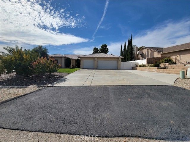 7022 Rio Vista, Hesperia, CA 92345