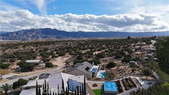 7022 Rio Vista, Hesperia, CA 92345