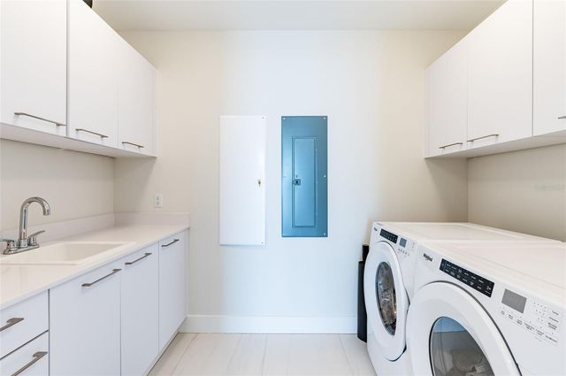 275 1ST AVE SOUTH 2606, St Petersburg, FL 33701