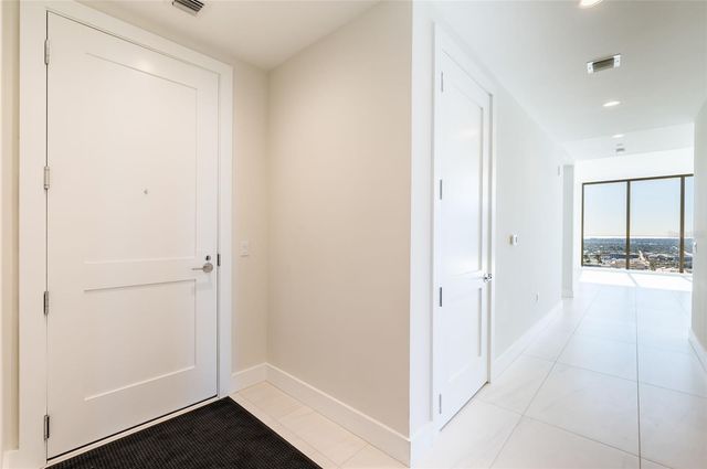 275 1ST AVE SOUTH 2606, St Petersburg, FL 33701