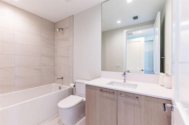 275 1ST AVE SOUTH 2606, St Petersburg, FL 33701