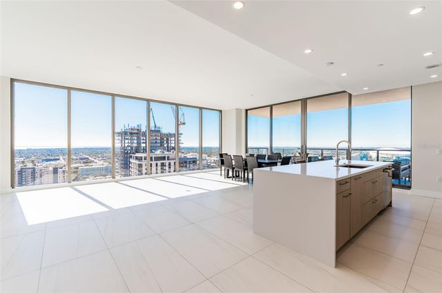 275 1ST AVE SOUTH 2606, St Petersburg, FL 33701