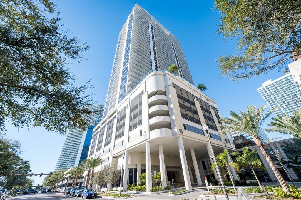 275 1ST AVE SOUTH 2606, St Petersburg, FL 33701