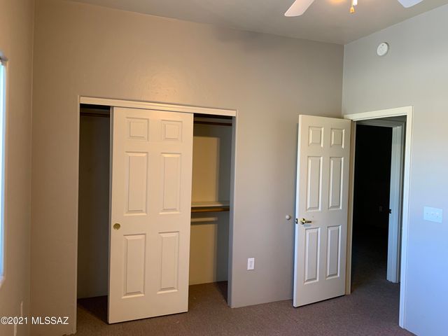 1054 N Pressyc Place, Tucson, AZ 85710