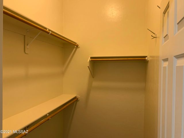1054 N Pressyc Place, Tucson, AZ 85710