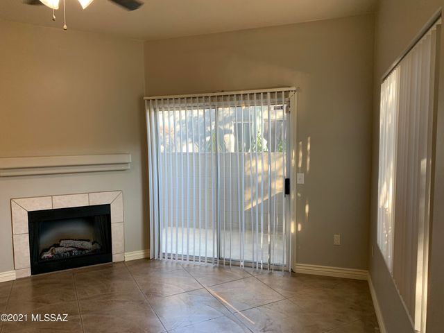 1054 N Pressyc Place, Tucson, AZ 85710