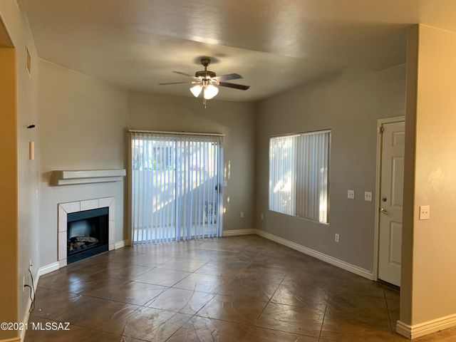 1054 N Pressyc Place, Tucson, AZ 85710