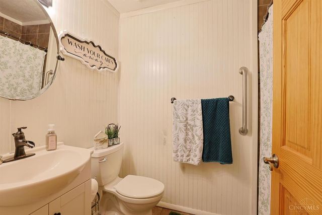 2715 St Rt 232, Bethel, OH 45106