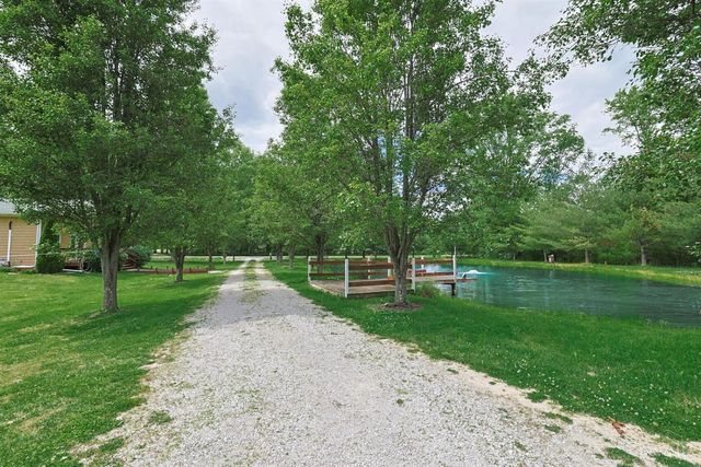 2715 St Rt 232, Bethel, OH 45106