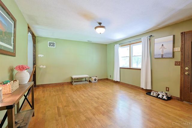 2715 St Rt 232, Bethel, OH 45106