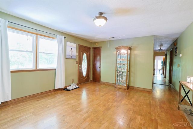 2715 St Rt 232, Bethel, OH 45106