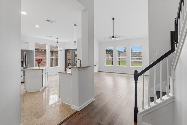 1271 Stone Rim LOOP, Buda, TX 78610