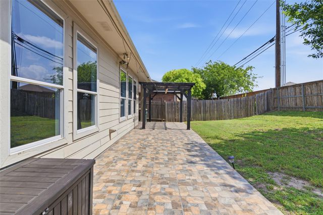 1271 Stone Rim LOOP, Buda, TX 78610