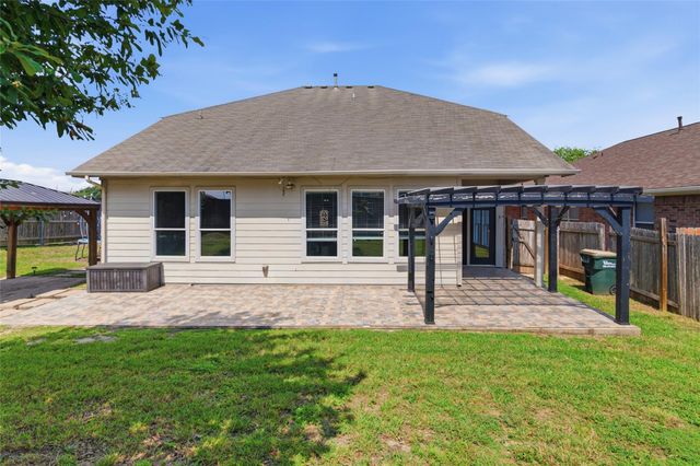 1271 Stone Rim LOOP, Buda, TX 78610