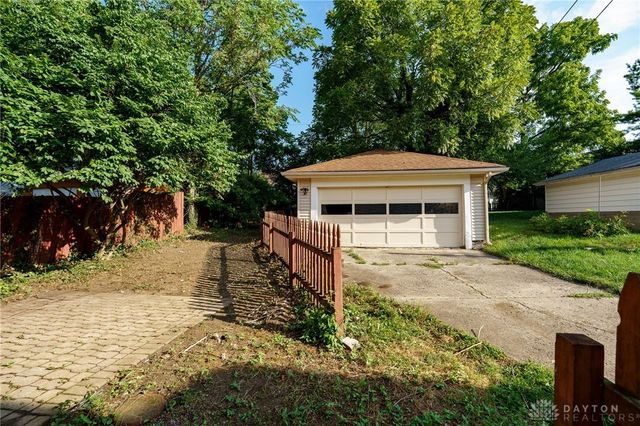 121 Marson Drive, Dayton, OH 45405