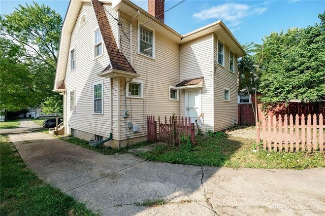 121 Marson Drive, Dayton, OH 45405