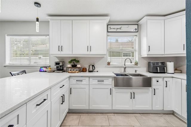 1129 4TH AVENUE W, Palmetto, FL 34221