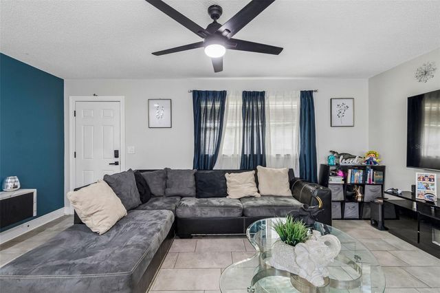 1129 4TH AVENUE W, Palmetto, FL 34221