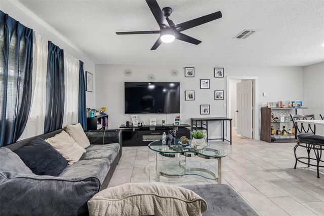 1129 4TH AVENUE W, Palmetto, FL 34221